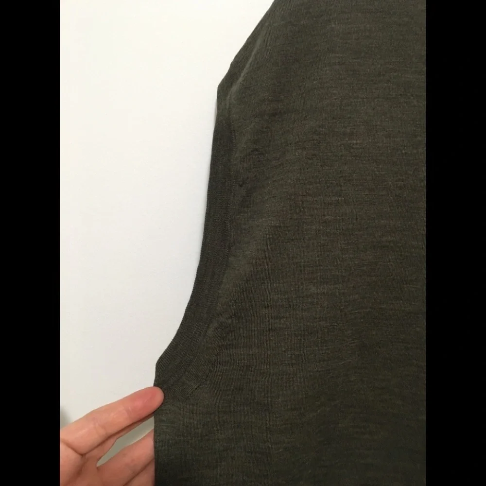 The Row 100% Merino Wool Vest Down Top Deep Moss s2. - Picture 15 of 16